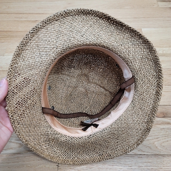 Vintage Tan Straw Hat with Brown Band - Picture 6 of 12
